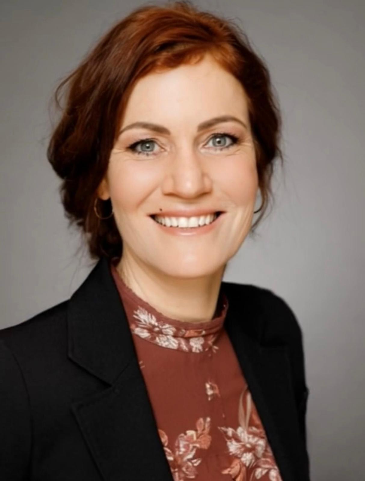 Julia Schierle